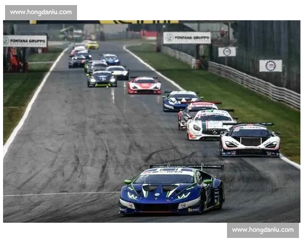 全球顶级赛车赛事精彩纷呈 各大车队激烈角逐 谁将问鼎冠军桂冠